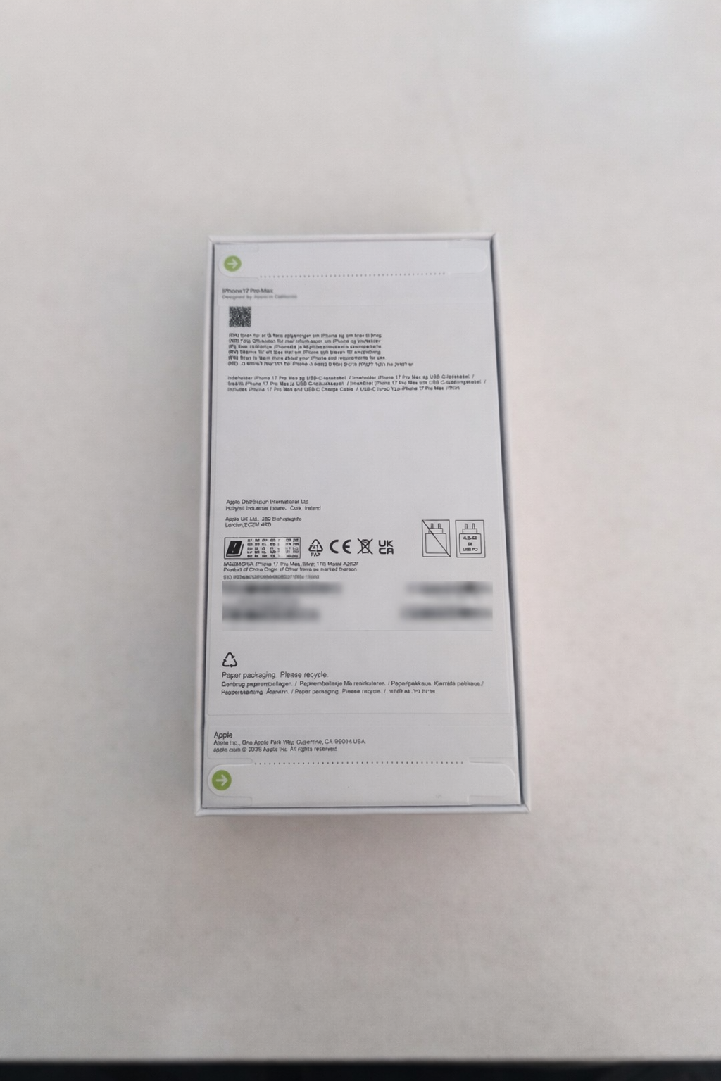 iPhone 17 Pro Max Silver